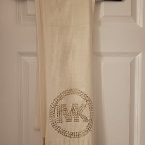 Michael Kors logo scarf